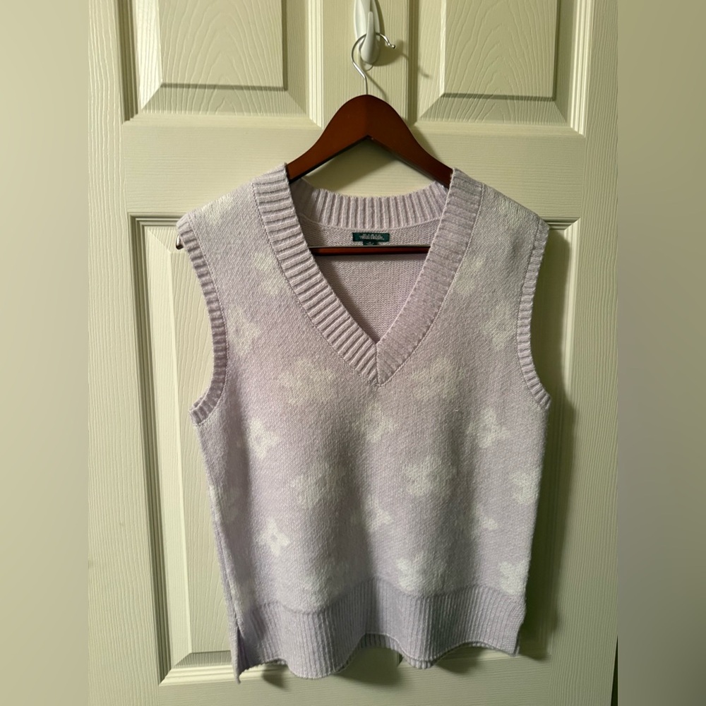Wild Fable Light Purple V-Neck Sweater Vest